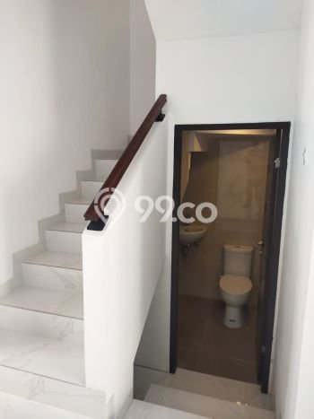 Rumah Elit Modern Tanpa Renovasi di Sektor 9-Bintaro Tangerang Selatan Rumah Elit Modern Tanpa Renovasi di Sektor 9-Bintaro Tangerang Selatan