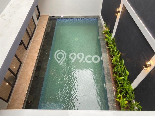 Rumah Mewah LB 390m2 Siap Pakai Desain Elegan di Bintaro, Tangerang Selatan Rumah Mewah LB 390m2 Siap Pakai Desain Elegan di Bintaro, Tangerang Selatan