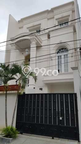 Dijual Rumah Mewah Megah Dengan View Eksklusif di Pondok Indah, Jakarta Selatan Dijual Rumah Mewah Megah Dengan View Eksklusif di Pondok Indah, Jakarta Selatan