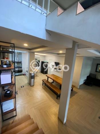 Rumah Luas Asri 5 KT Siap Pakai di Bintaro Tangerang Selatan Rumah Luas Asri 5 KT Siap Pakai di Bintaro Tangerang Selatan