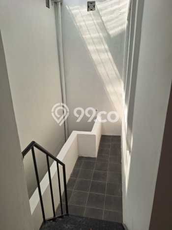 Rumah Luas Asri 3 KT Siap Huni di Bintaro Tangerang Selatan Rumah Luas Asri 3 KT Siap Huni di Bintaro Tangerang Selatan