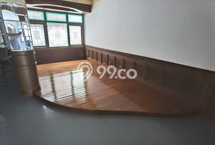 For Sale! Premium House LT 200m2 Desain Elegan di Meruya For Sale! Premium House LT 200m2 Desain Elegan di Meruya