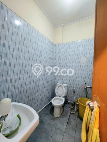 Ruko Ready di Taman Surya, Luas 240m², Kawasan Komersial Ruko Ready di Taman Surya, Luas 240m², Kawasan Komersial