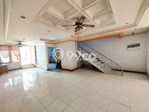 Dijual Rumah Eksklusif 3 KT di Taman Cosmos, Jakarta Barat Dijual Rumah Eksklusif 3 KT di Taman Cosmos, Jakarta Barat