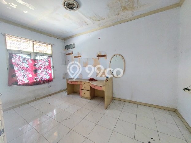 Dijual Rumah Eksklusif 3 KT di Taman Cosmos, Jakarta Barat Dijual Rumah Eksklusif 3 KT di Taman Cosmos, Jakarta Barat