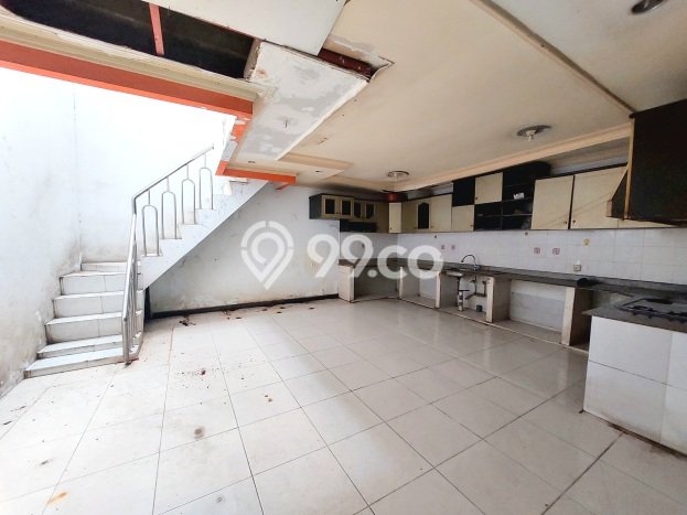 Dijual Rumah Eksklusif 3 KT di Taman Cosmos, Jakarta Barat Dijual Rumah Eksklusif 3 KT di Taman Cosmos, Jakarta Barat