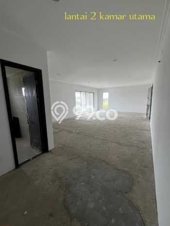 Rumah Elit Modern Siap Huni di Pantai Indah Kapuk Jakarta Utara Rumah Elit Modern Siap Huni di Pantai Indah Kapuk Jakarta Utara
