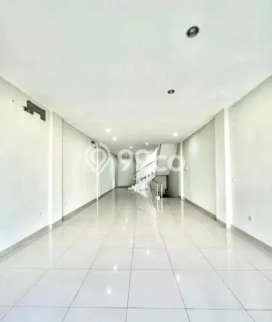 Unit Ruko Paling Strategis di Tanah Abang Jakarta Pusat dengan LB 420m2 Unit Ruko Paling Strategis di Tanah Abang Jakarta Pusat dengan LB 420m2