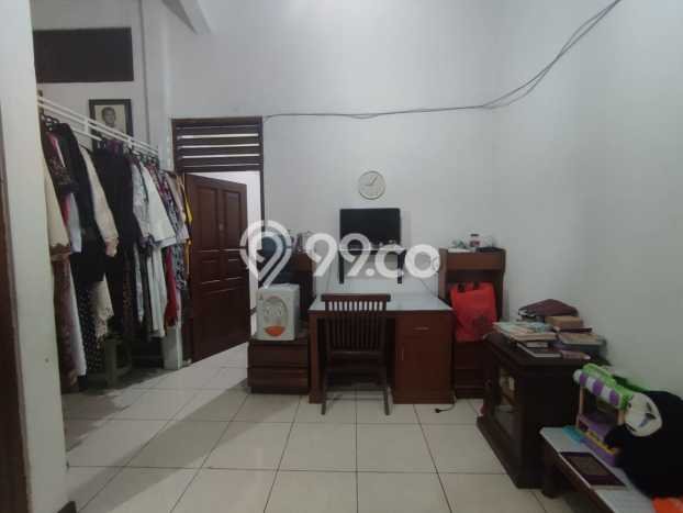 Hunian Elit LB 500m2 Siap Pakai Desain Elegan di Veteran, Bogor Hunian Elit LB 500m2 Siap Pakai Desain Elegan di Veteran, Bogor