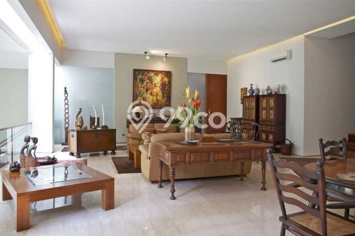 For Sale! Premium House LT 1500m2 Desain Elegan di Kemang For Sale! Premium House LT 1500m2 Desain Elegan di Kemang