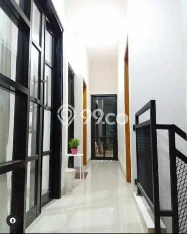 Rumah Luas Asri 3 KT Siap Pakai di Bintaro Tangerang Selatan Rumah Luas Asri 3 KT Siap Pakai di Bintaro Tangerang Selatan