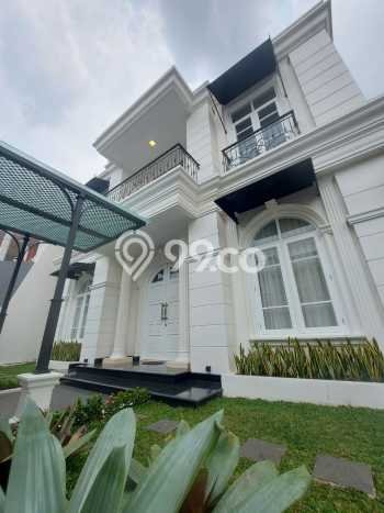 Siap Huni Hunian Elit 4 Kamar di Tebet Dekat ke Mana Saja Siap Huni Hunian Elit 4 Kamar di Tebet Dekat ke Mana Saja