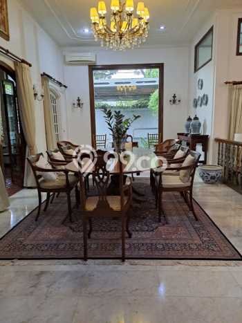 Dijual Rumah Premium dengan Fasilitas Sekitar Lengkap di Menteng, Jakarta Pusat Dijual Rumah Premium dengan Fasilitas Sekitar Lengkap di Menteng, Jakarta Pusat