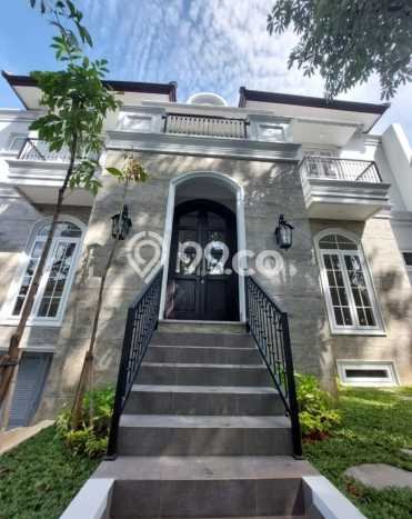 Rumah Elit Modern Siap Huni di Senopati Jakarta Selatan Rumah Elit Modern Siap Huni di Senopati Jakarta Selatan