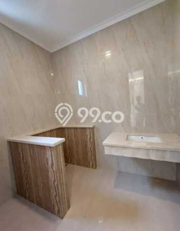 Rumah Elit Modern Siap Huni di Senopati Jakarta Selatan Rumah Elit Modern Siap Huni di Senopati Jakarta Selatan