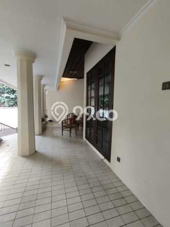 For Sale! Luxury House LT 865m2 Desain Elegan di Mega Kuningan For Sale! Luxury House LT 865m2 Desain Elegan di Mega Kuningan