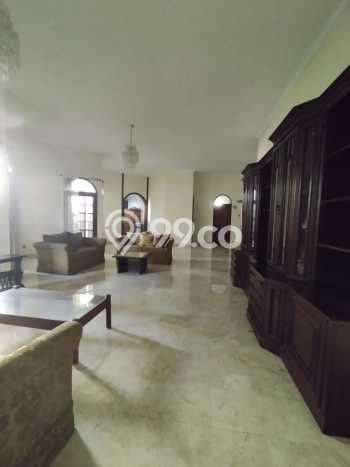For Sale! Luxury House LT 865m2 Desain Elegan di Mega Kuningan For Sale! Luxury House LT 865m2 Desain Elegan di Mega Kuningan