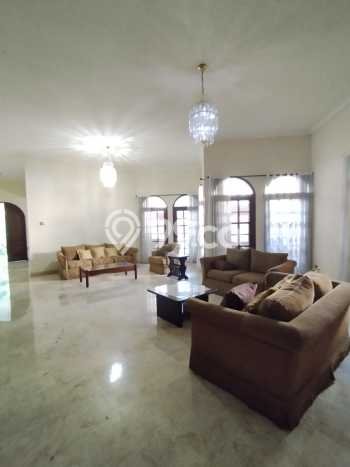 For Sale! Luxury House LT 865m2 Desain Elegan di Mega Kuningan For Sale! Luxury House LT 865m2 Desain Elegan di Mega Kuningan
