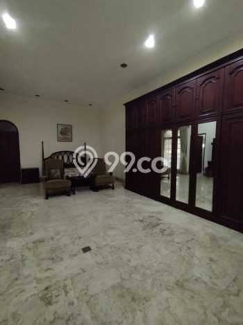 For Sale! Luxury House LT 865m2 Desain Elegan di Mega Kuningan For Sale! Luxury House LT 865m2 Desain Elegan di Mega Kuningan