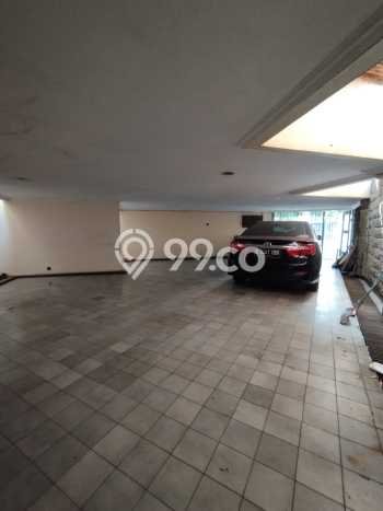 For Sale! Luxury House LT 865m2 Desain Elegan di Mega Kuningan For Sale! Luxury House LT 865m2 Desain Elegan di Mega Kuningan