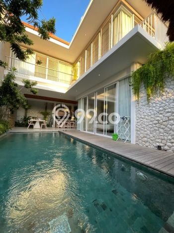 Rumah Luxury Modern Siap Huni di Seminyak Badung Rumah Luxury Modern Siap Huni di Seminyak Badung