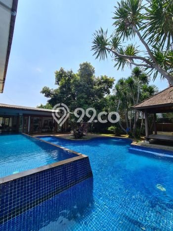 Rumah Elit Modern Tanpa Renovasi di Pangkalan Jati Depok Rumah Elit Modern Tanpa Renovasi di Pangkalan Jati Depok