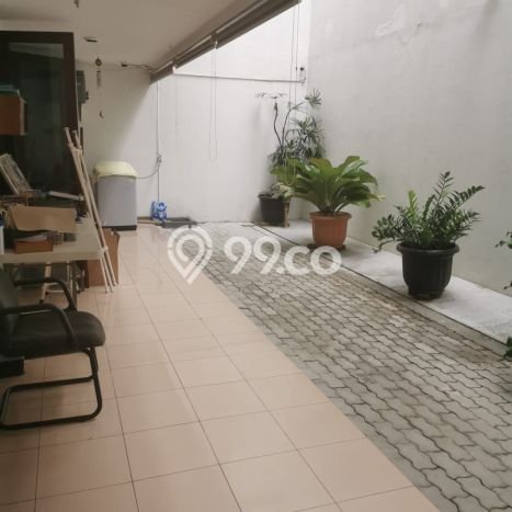 Siap Huni Hunian Elit 4 Kamar di Kebayoran Baru Dekat ke Mana Pun Siap Huni Hunian Elit 4 Kamar di Kebayoran Baru Dekat ke Mana Pun
