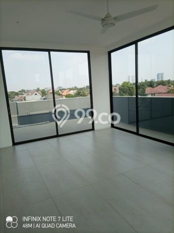 Jual Rumah Luas Elegan Dengan View Cantik di Kemang, Jakarta Selatan Jual Rumah Luas Elegan Dengan View Cantik di Kemang, Jakarta Selatan