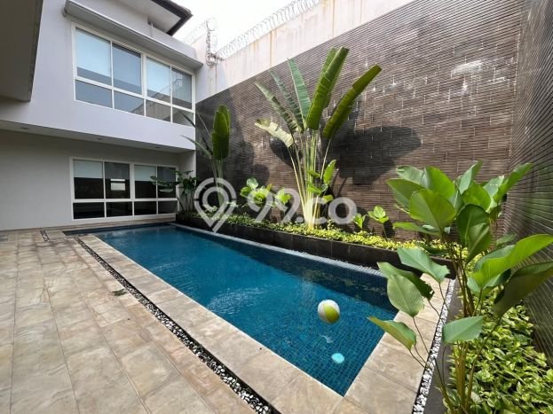 Rumah Kontrakan Jakarta Selatan LT 550m2 LB 6600m2 Area Pondok Indah Rumah Kontrakan Jakarta Selatan LT 550m2 LB 6600m2 Area Pondok Indah