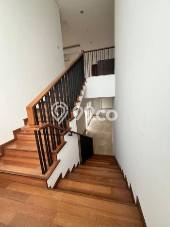 Rumah Kontrakan Jakarta Selatan LT 550m2 LB 6600m2 Area Pondok Indah Rumah Kontrakan Jakarta Selatan LT 550m2 LB 6600m2 Area Pondok Indah