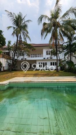Jual Rumah Luas Megah Dengan View Cantik di Kemang, Jakarta Selatan Jual Rumah Luas Megah Dengan View Cantik di Kemang, Jakarta Selatan