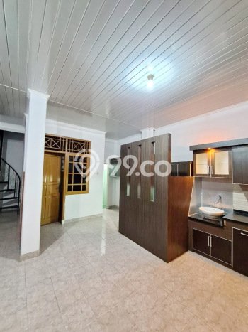 PRIME PROPERTY! Rumah di Cibeber, 3 KM, Area Elite, Luas 260m² LB 250m² PRIME PROPERTY! Rumah di Cibeber, 3 KM, Area Elite, Luas 260m² LB 250m²