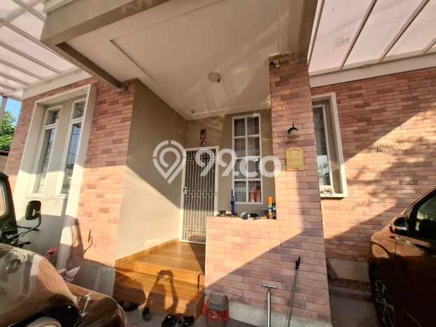 SPECIAL PRICE! Rumah Strategis lokasi Cibeber, Luas 180m2m² LB 300m2m² SPECIAL PRICE! Rumah Strategis lokasi Cibeber, Luas 180m2m² LB 300m2m²