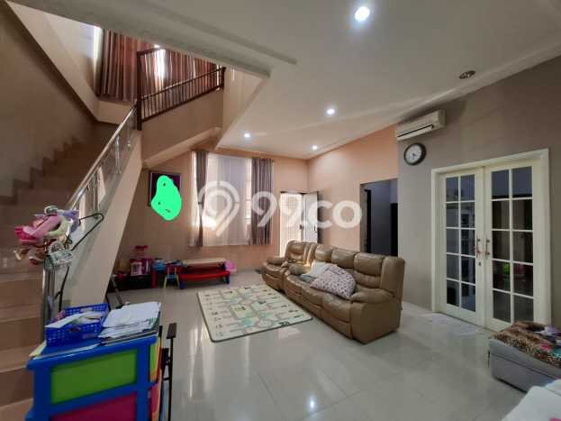 SPECIAL PRICE! Rumah Strategis lokasi Cibeber, Luas 180m2m² LB 300m2m² SPECIAL PRICE! Rumah Strategis lokasi Cibeber, Luas 180m2m² LB 300m2m²