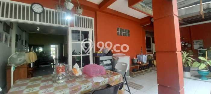 Rumah Modern Minimalis 5 KT Bisa Langsung Pindah di Jombang Rumah Modern Minimalis 5 KT Bisa Langsung Pindah di Jombang