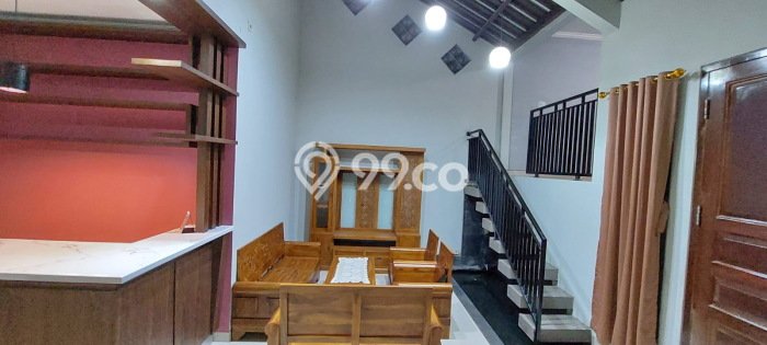 Rumah Sewa Cilegon LT 250m2 LB 315m2 Kawasan Gerogol Rumah Sewa Cilegon LT 250m2 LB 315m2 Kawasan Gerogol