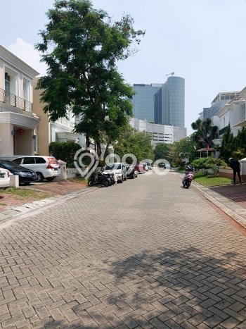 Rumah Mewah LB 400m2 Siap Huni Desain Elegan di Pantai Indah Kapuk, Jakarta Utara Rumah Mewah LB 400m2 Siap Huni Desain Elegan di Pantai Indah Kapuk, Jakarta Utara