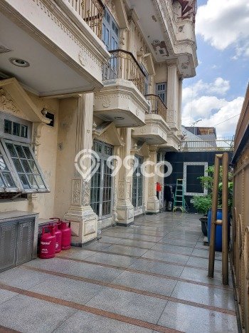 Rumah di Duri Kepa, Jakarta Barat, LT 224m² Bangunan 500m² Rumah di Duri Kepa, Jakarta Barat, LT 224m² Bangunan 500m²