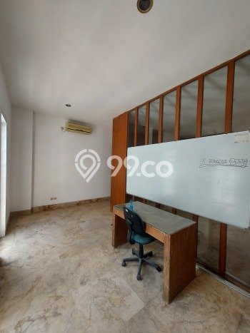 RARE UNIT! Rumah kawasan Bendungan Hilir, 4 KT, Pemandangan Kota, LT 126m² LB 360m² RARE UNIT! Rumah kawasan Bendungan Hilir, 4 KT, Pemandangan Kota, LT 126m² LB 360m²