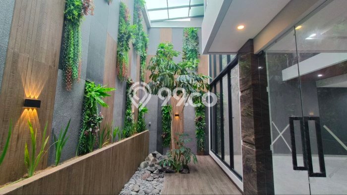 Dijual Rumah Luas Megah Dengan View Cantik di Citraland, Surabaya Dijual Rumah Luas Megah Dengan View Cantik di Citraland, Surabaya