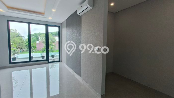 Dijual Rumah Luas Megah Dengan View Cantik di Citraland, Surabaya Dijual Rumah Luas Megah Dengan View Cantik di Citraland, Surabaya
