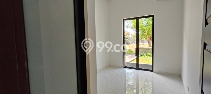 Jual Rumah Mewah Elegan Dengan View Cantik di Citraland, Surabaya Jual Rumah Mewah Elegan Dengan View Cantik di Citraland, Surabaya