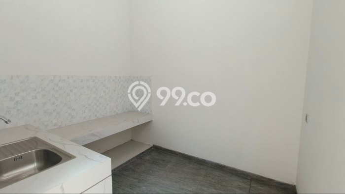 Rumah Elit Modern Tanpa Renovasi di Manyar Surabaya Rumah Elit Modern Tanpa Renovasi di Manyar Surabaya