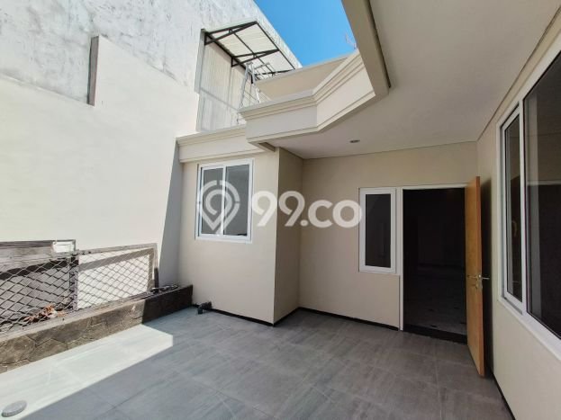 Ready to Use! Luxury House LT 262m2 Desain Elegan di Dharma Husada Ready to Use! Luxury House LT 262m2 Desain Elegan di Dharma Husada