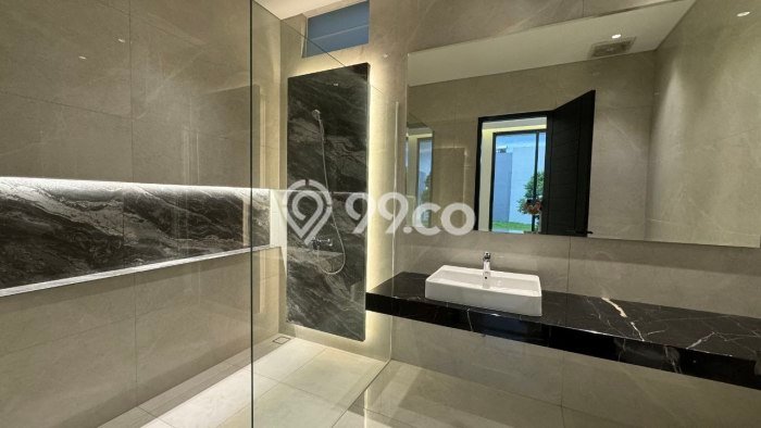 Dijual Rumah Luas Megah Dengan View Eksklusif di Citraland, Surabaya Dijual Rumah Luas Megah Dengan View Eksklusif di Citraland, Surabaya