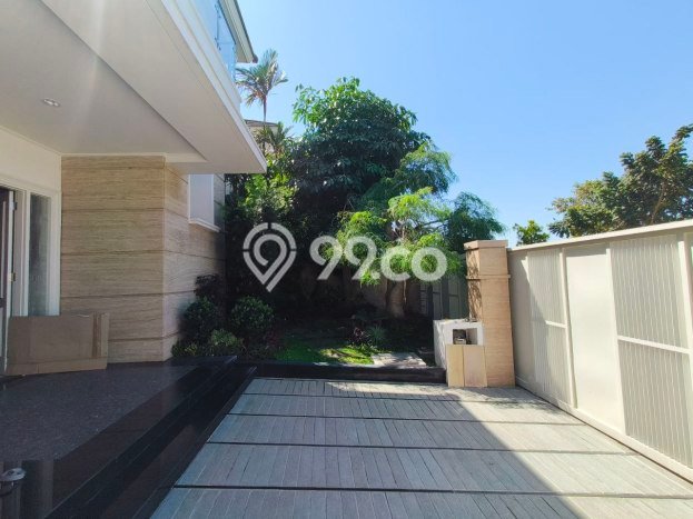 For Sale! Luxury House LT 360m2 Desain Modern di Galaxy For Sale! Luxury House LT 360m2 Desain Modern di Galaxy