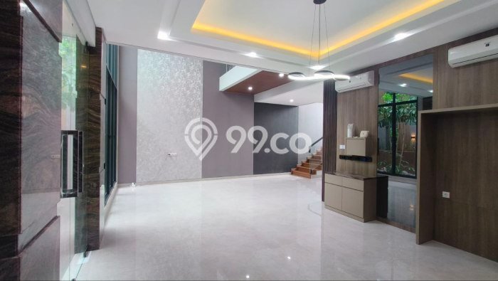 Dijual Rumah Luas Megah Dengan View Cantik di Citraland, Surabaya Dijual Rumah Luas Megah Dengan View Cantik di Citraland, Surabaya