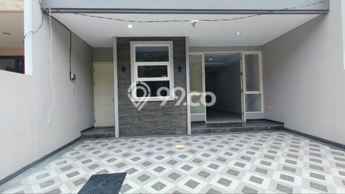 For Sale! Premium House LT 140m2 Desain Elegan di Manyar For Sale! Premium House LT 140m2 Desain Elegan di Manyar