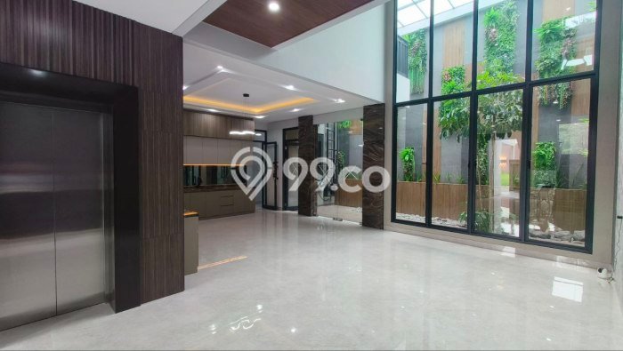 Dijual Rumah Luas Megah Dengan View Cantik di Citraland, Surabaya Dijual Rumah Luas Megah Dengan View Cantik di Citraland, Surabaya