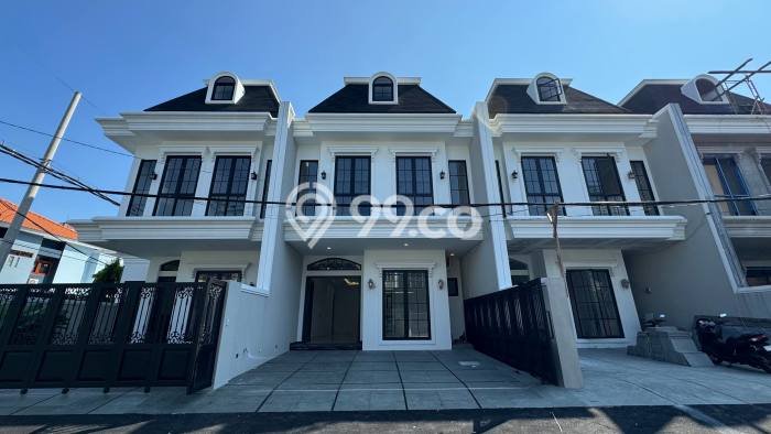 Ready to Use! Premium House LT 140m2 Desain Elegan di Dharma Husada Ready to Use! Premium House LT 140m2 Desain Elegan di Dharma Husada